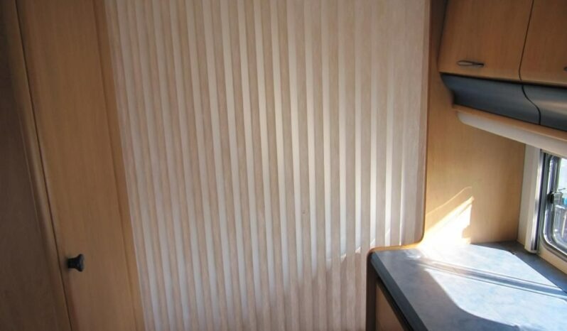 Prodám karavan Hobby 400 sf,r.v.1998 + mover + předstan - 15