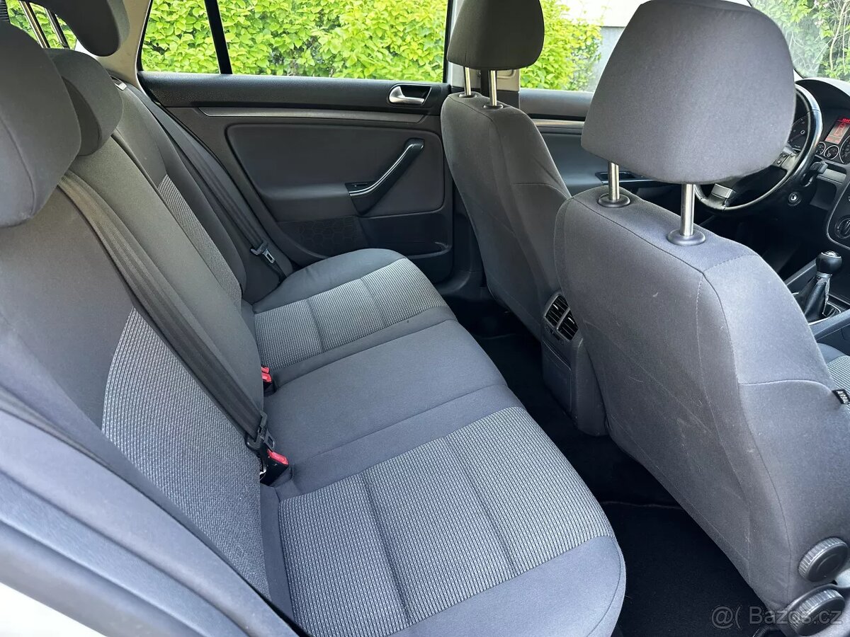 Volkswagen Golf V Combi 1.9 TDI 77kW Navi Tažné ALU R17 2009 - 15
