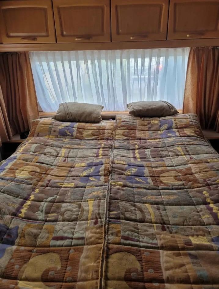 Dlouhodobě pronajmu celoroční karavan s pozemkem - 15