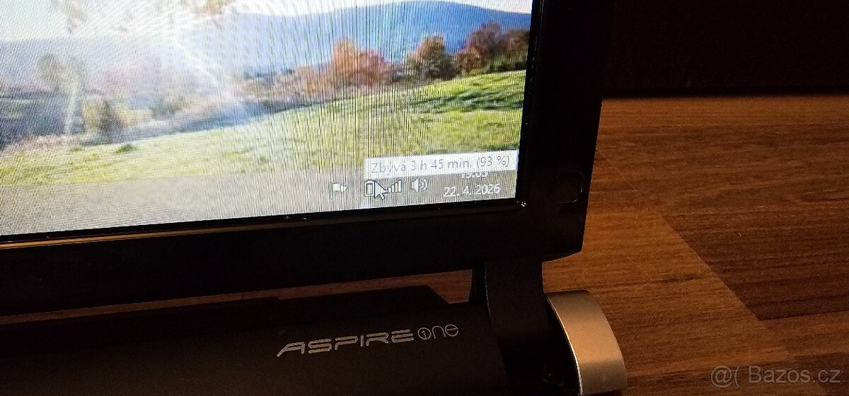 Malý netbook Acer Aspire - 15