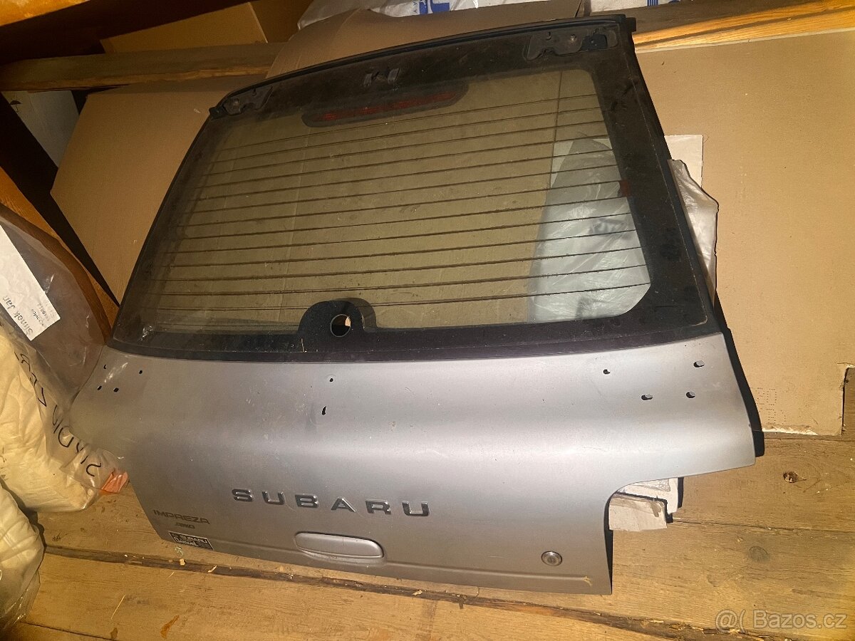 Subaru Impreza GT - 15