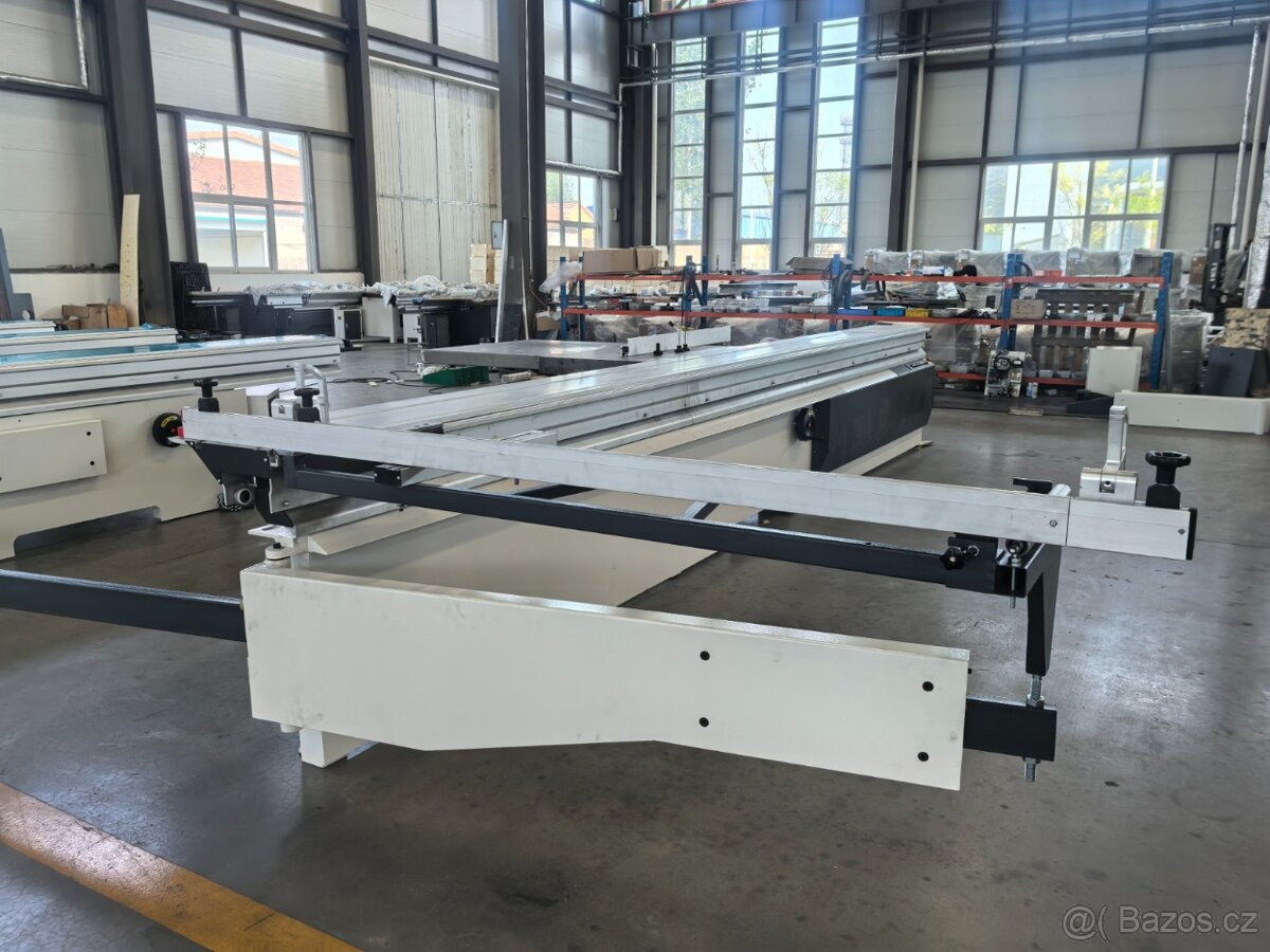 Formátovací pila s 4000 x 410 mm posuvným stolem. - 15