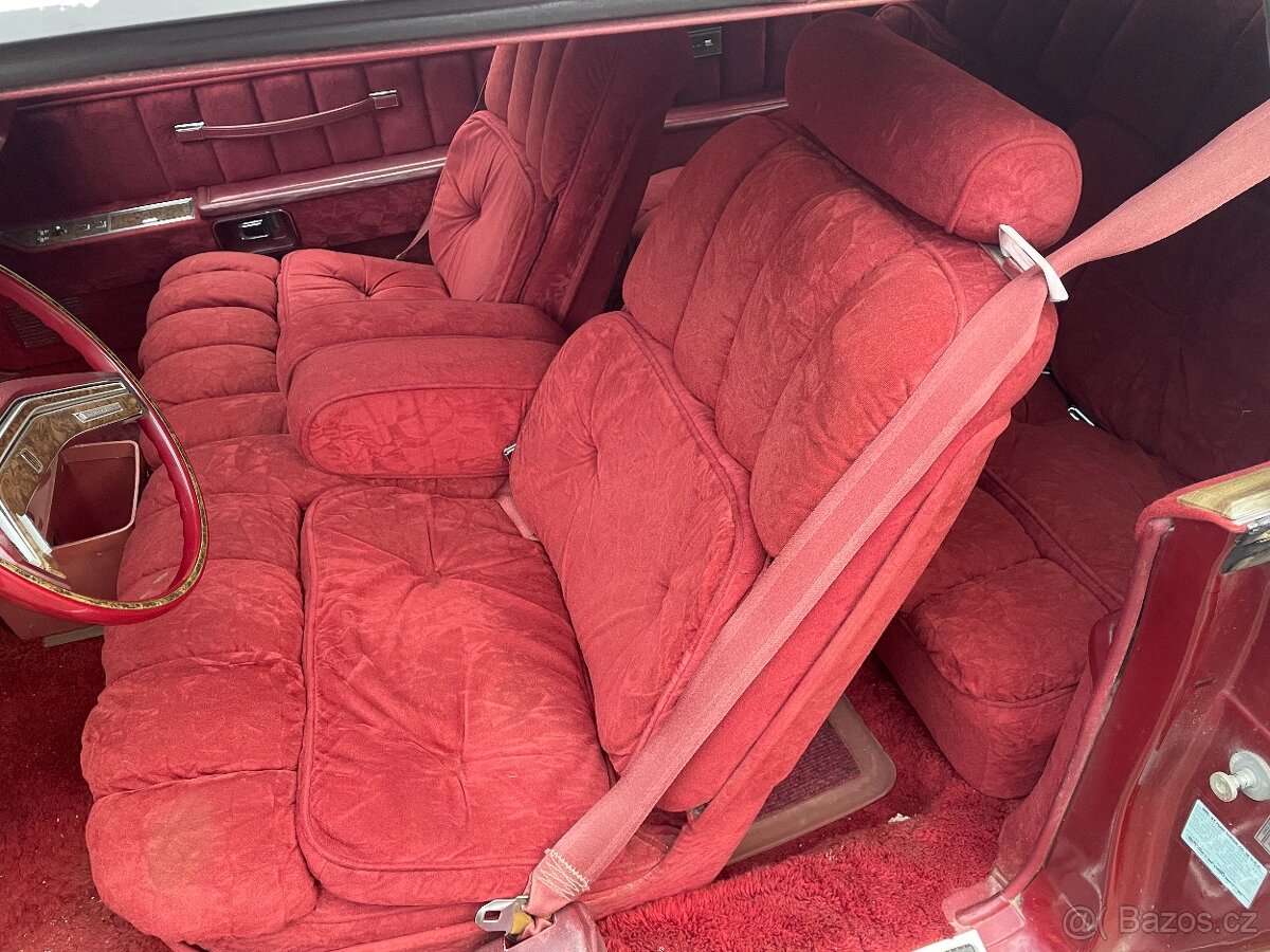 Lincoln Continental Mark IV - 15