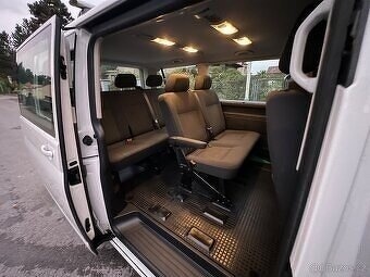 Volkswagen Caravelle 2.0 TDI - 15