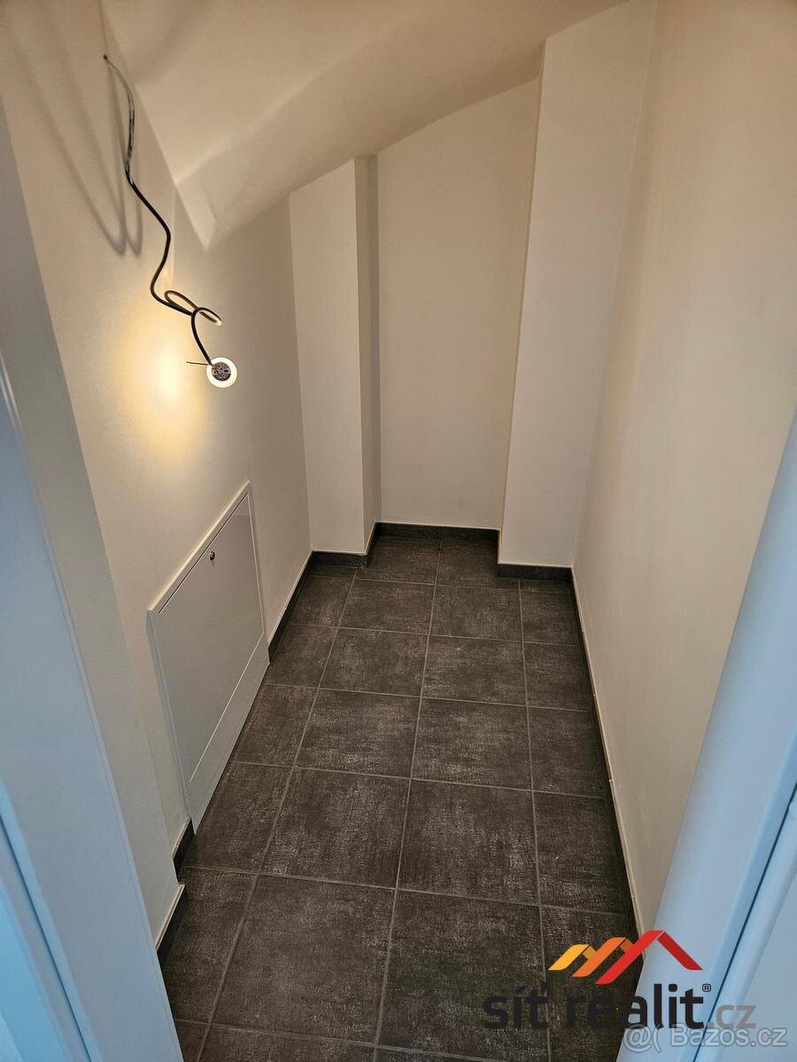 Prodej novostavby 3+kk, 105 m2, poz. 191 m2, Praha 9 - Jahod - 15