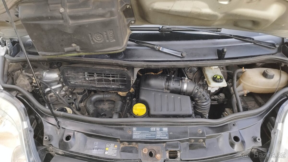 RENAULT TRAFIC 2.0DCI 84KW BEZ DPF LONG 6 MÍST R.V.2011 - 15