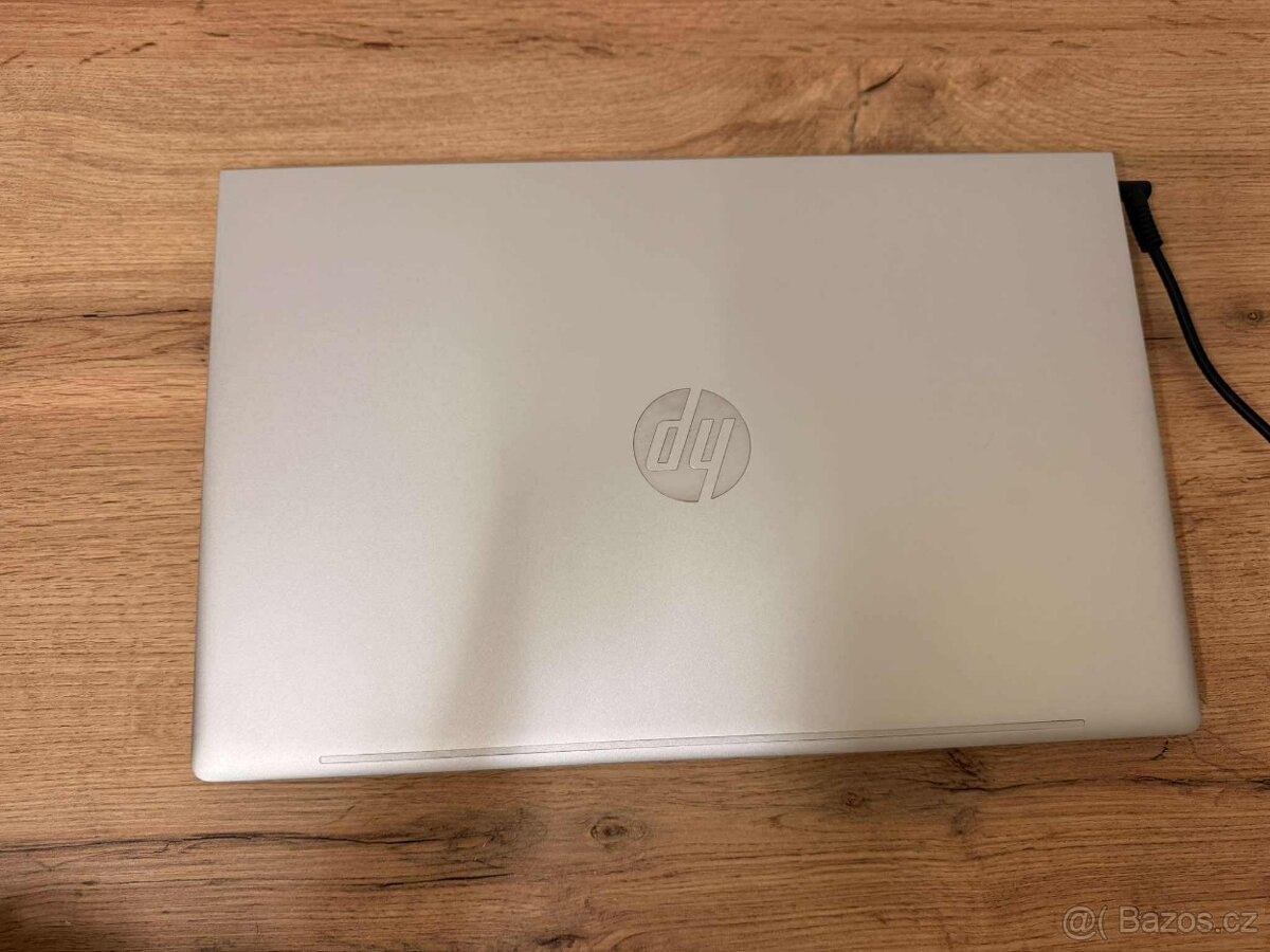 Notebook HP ProBook 450 G10 s brašnou - 15