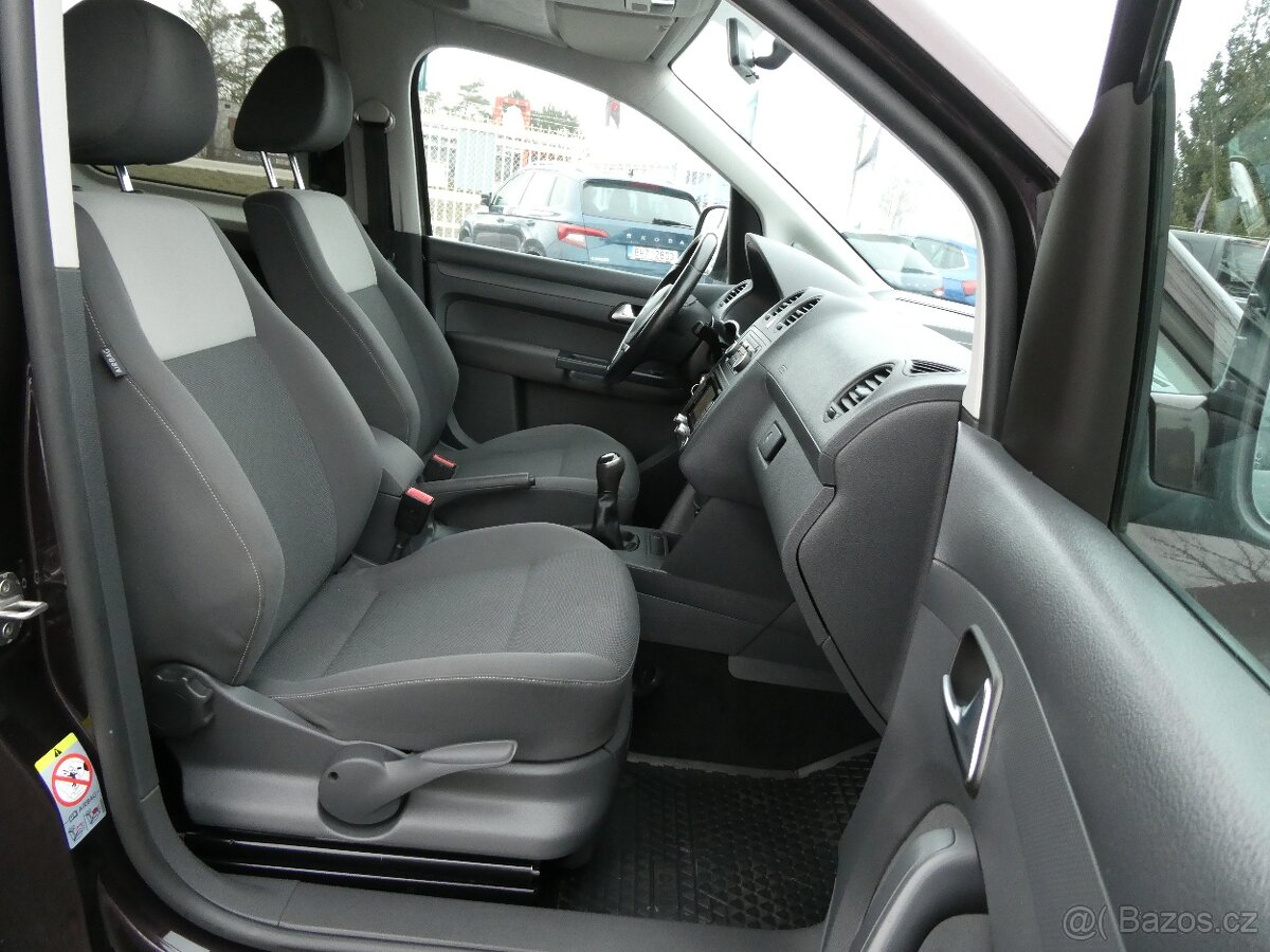 Volkswagen Caddy 1.6TDi 75kW, 7.míst, serviska - 15