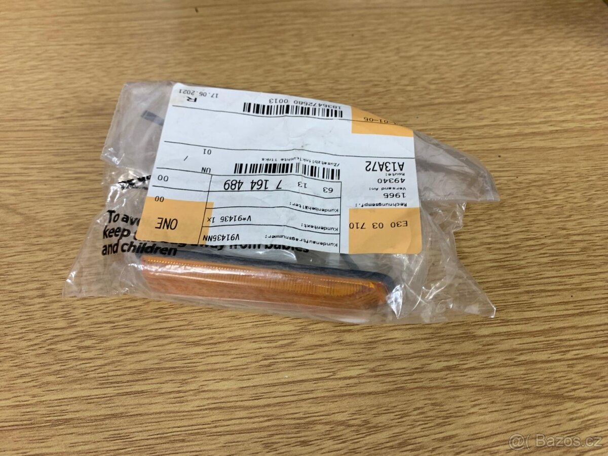 BMW E36 díly - blinkr, lišta, stabíky, c-sloupky - 15