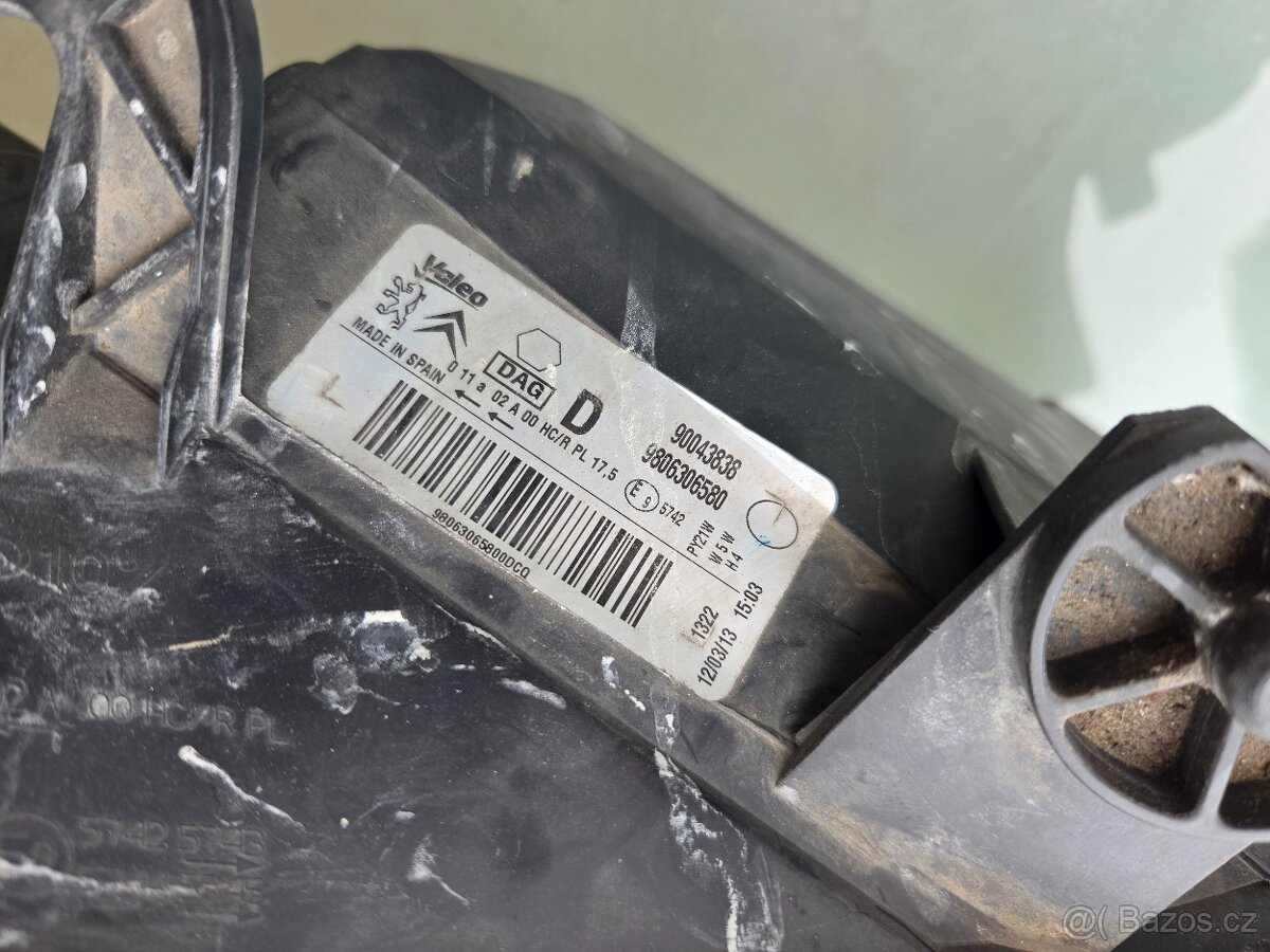 Přední světlomety Citroen Berlingo, Peugeot Partner, 2ks L+P - 15