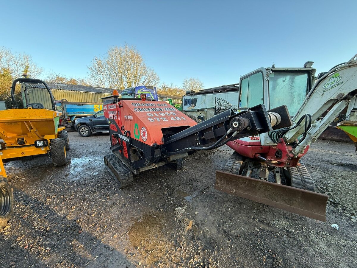 Drtička.Drtič suti betonu Red Rhino - 15