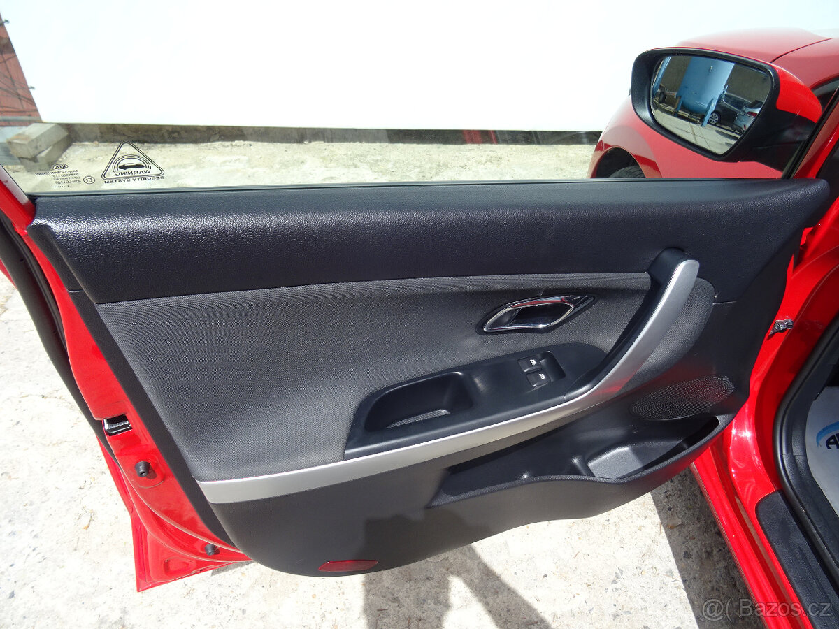 Kia Ceed 1.6GDi,99kW,1majČR,S.kniha,64tkm,ESP,klima - 15