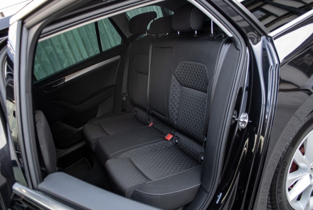 Škoda Superb Combi 2.0 TDI SCR Style DSG - 15