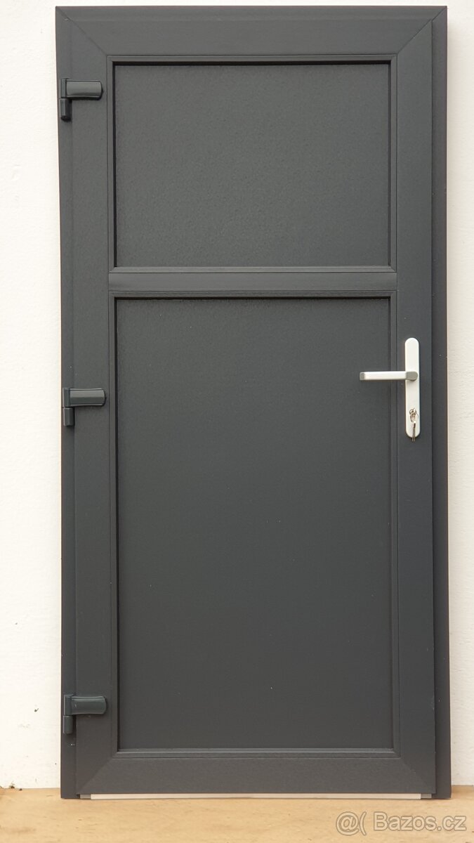 Dveře vchodové ořech. zlatý dub, antracit, mahagon, bílé . - 15