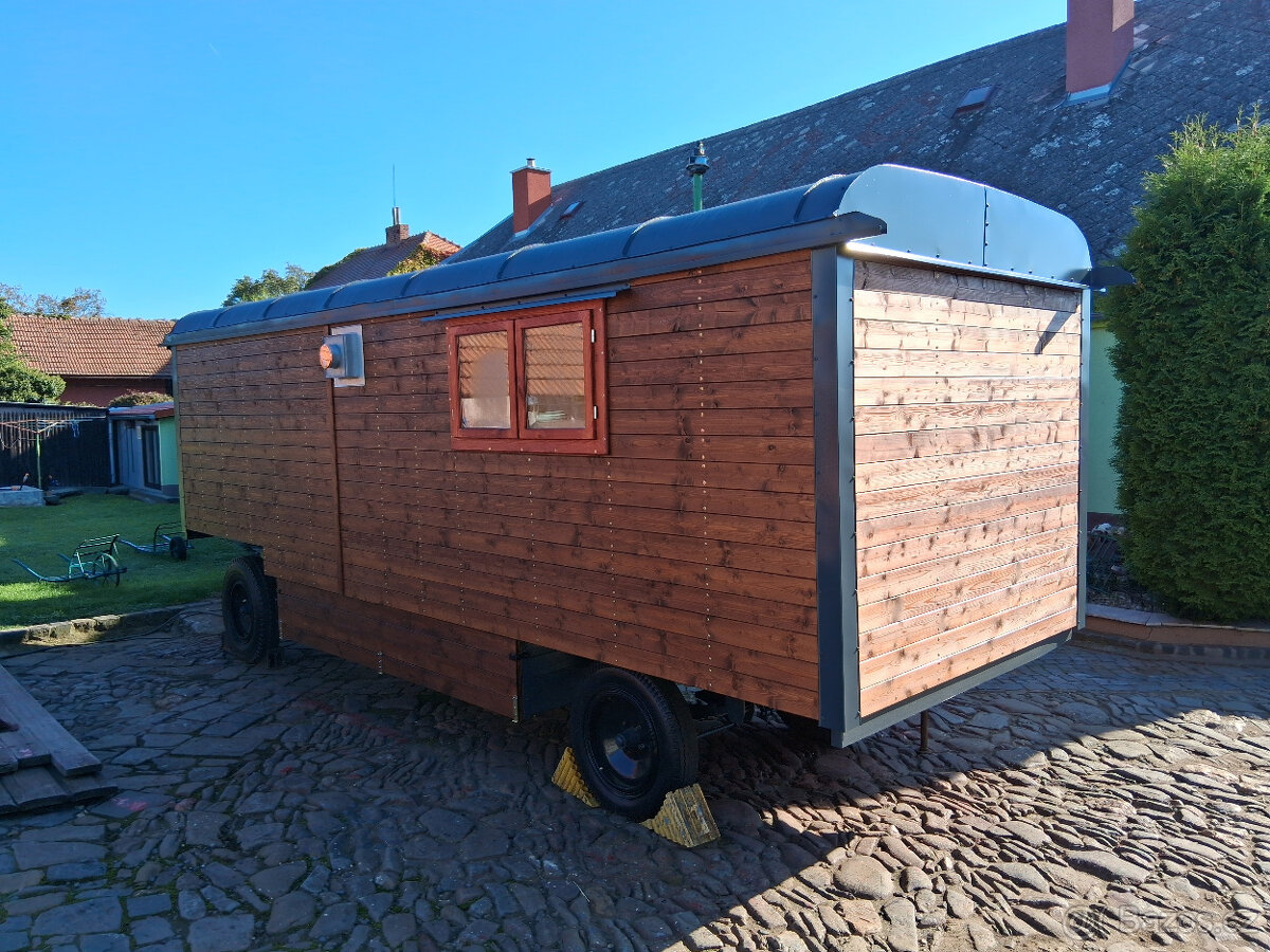 Prodám Maringotku Klasika Oblá střecha 7 metru - 15