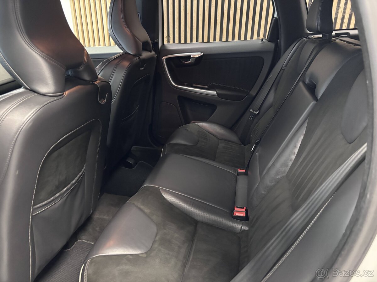 Volvo XC60 2,4 D4 R-Desing - 15