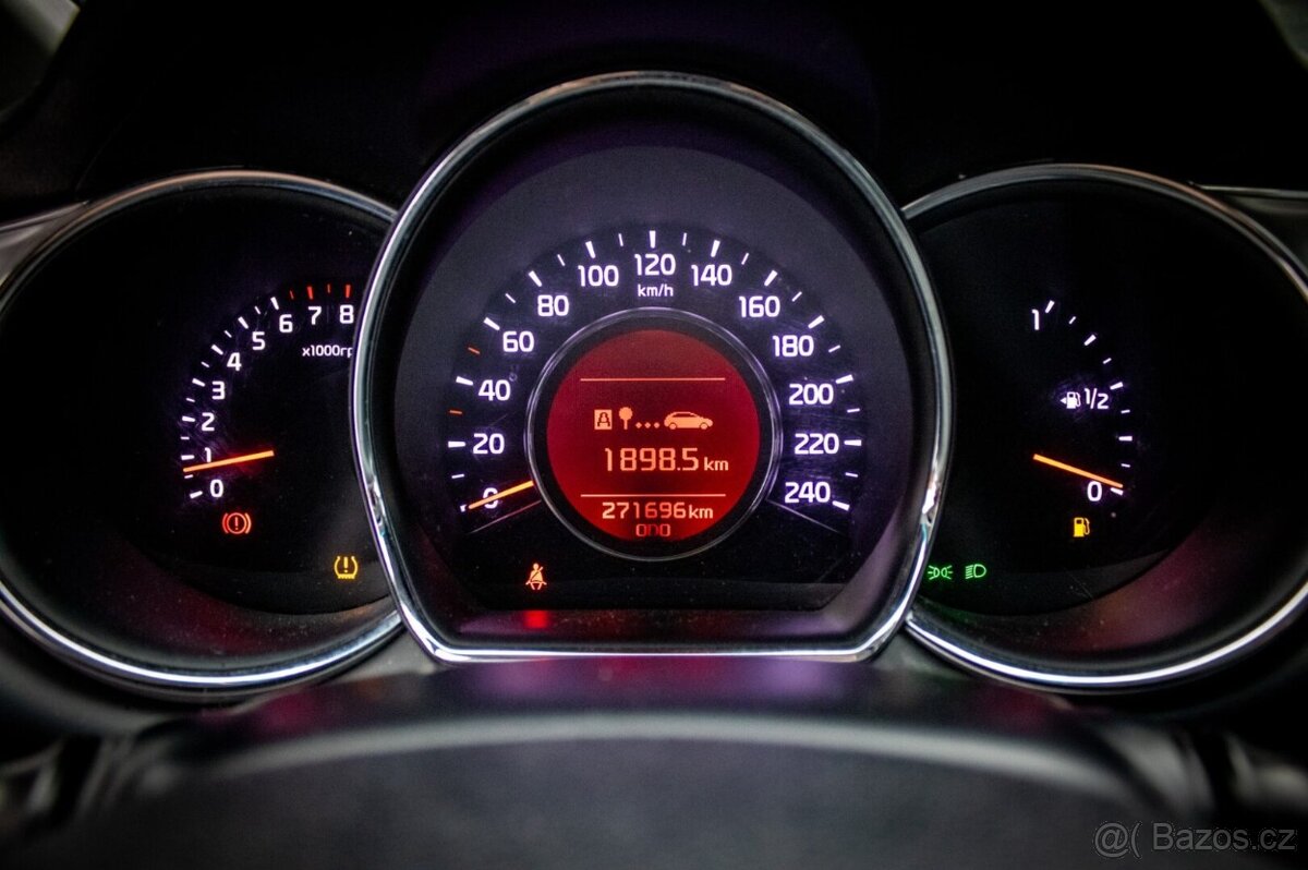 Kia Ceed 1.4 CVVT 73,6kW, M6, 5d. - 15