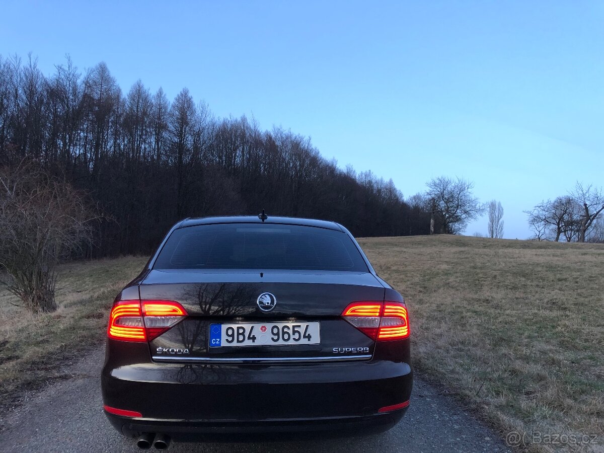 ŠKODA SUPERB 1.8 TSI • 118 kW • 2014 • Facelift • Sedan - 15