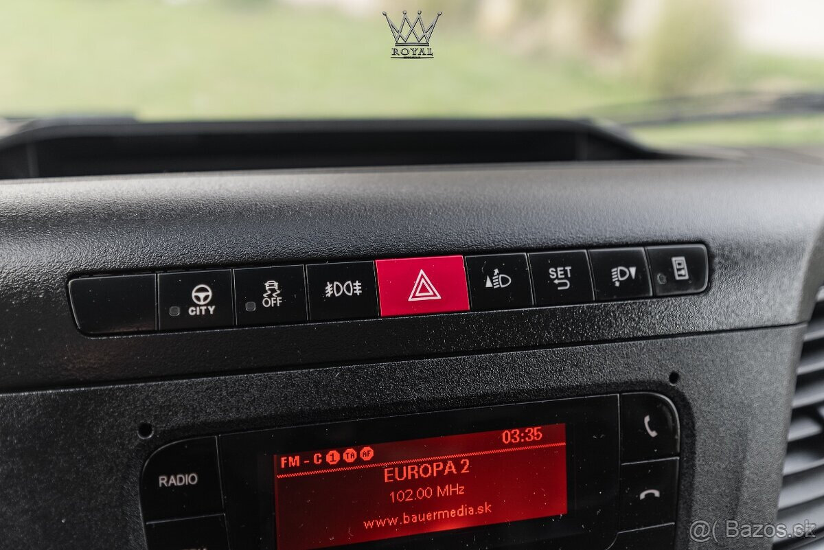 Praktické a mimoriadne zachovalé Iveco Daily 3.0 MAXI 1. ma - 15