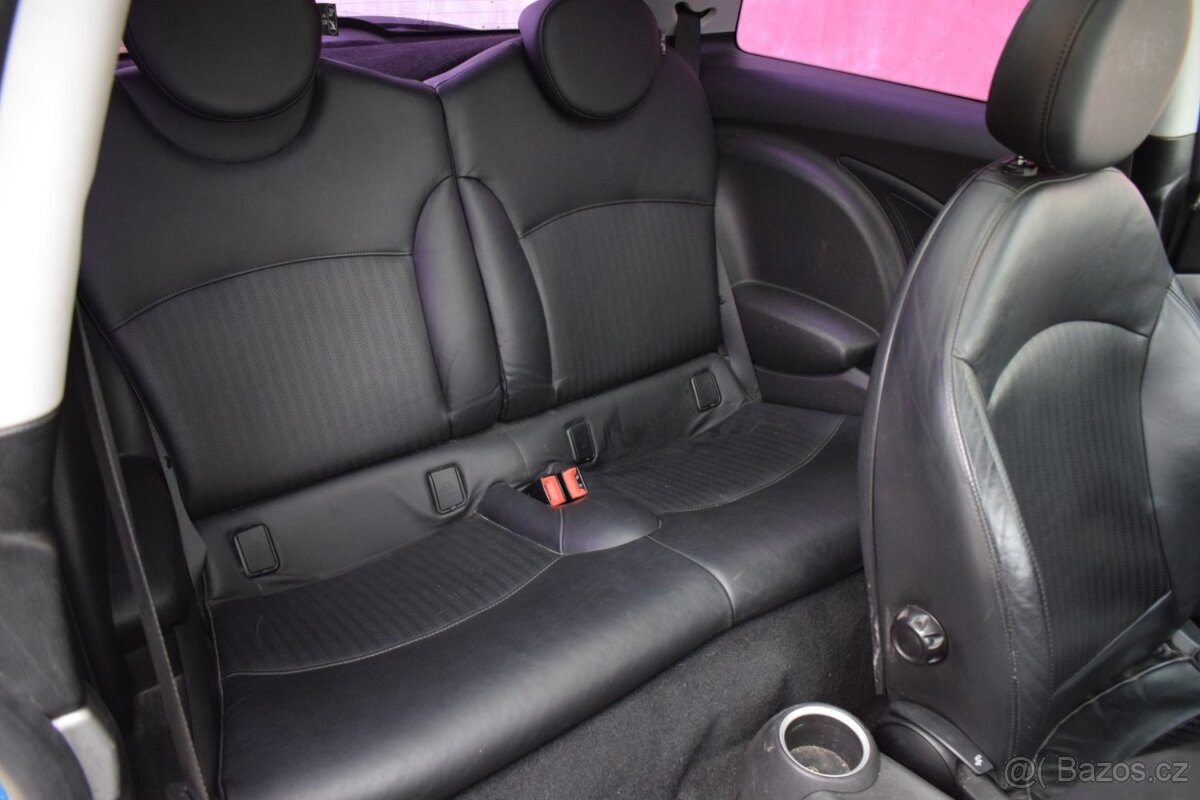 Mini Cooper S 1.6 128KW/KŮŽE/PANORAMA/ČTĚTE/ - 15