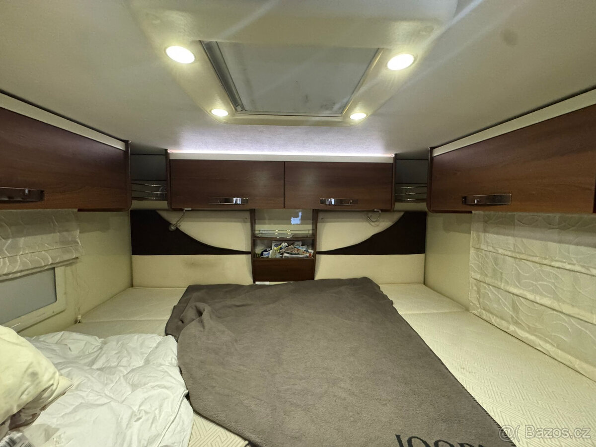 McLouis Nevis, 2014 - celointegrovaný obytný vůz - 15