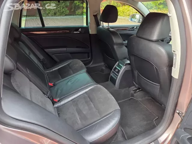 Superb 2.0 TDI 125kW Elegance DSG,tažné,xenon,navi - 15