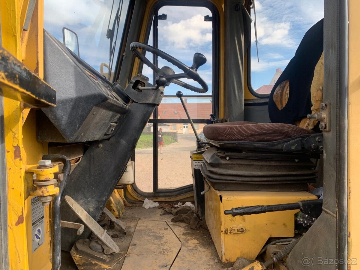Hanomag 44d - kolový čelní nakladač - 15