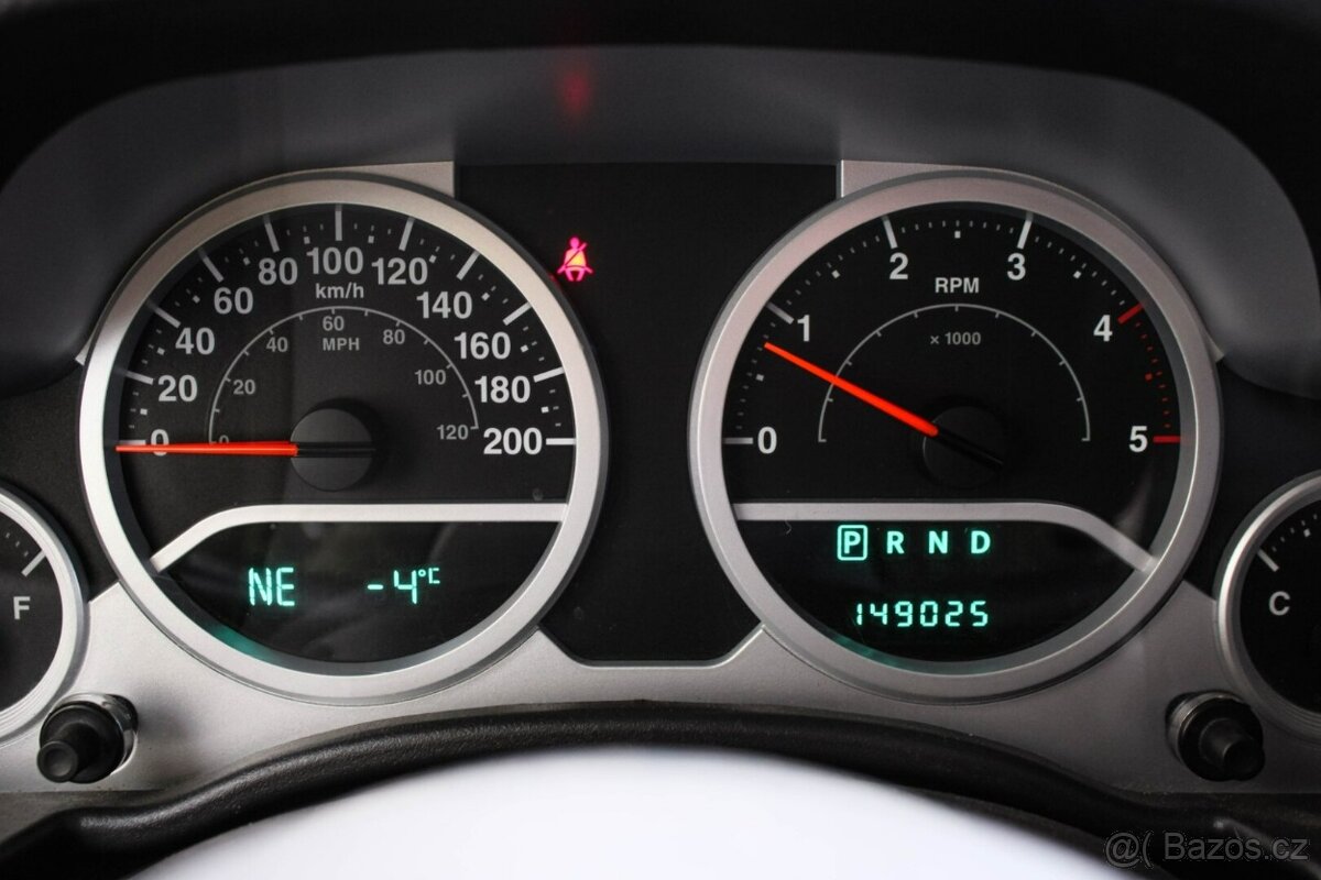 Jeep Wrangler 2.8 CRD Sport A/T - 15