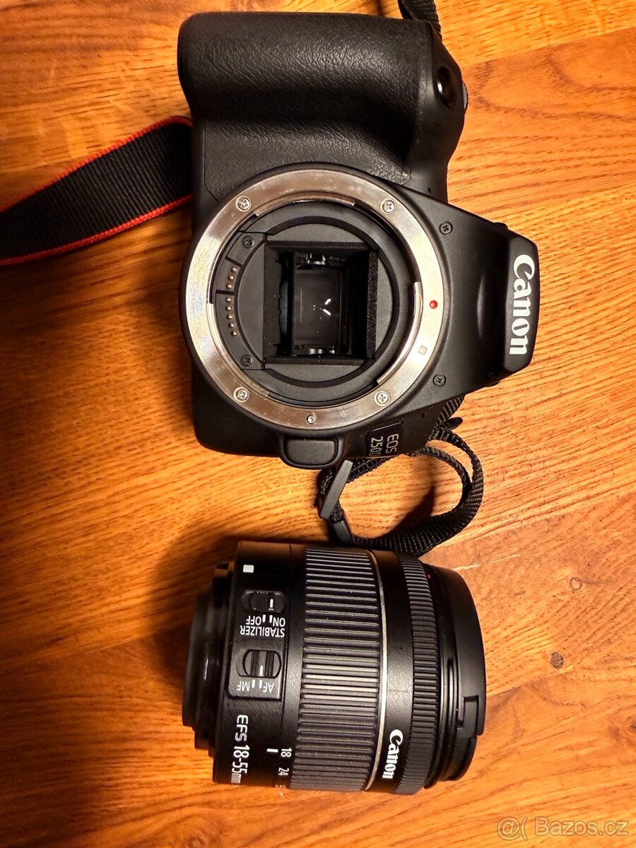 Canon EOS 250D+ blesk + stativ + brašna - 15