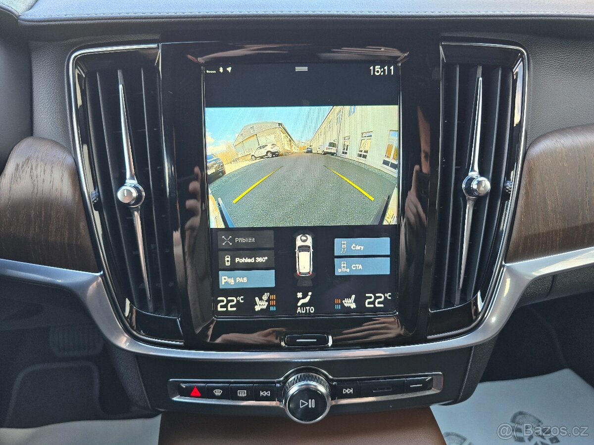 VOLVO V90 2,0 221kW B6 AWD 4x4 INSCRIPTION Auto 2021 ČR DPH - 15