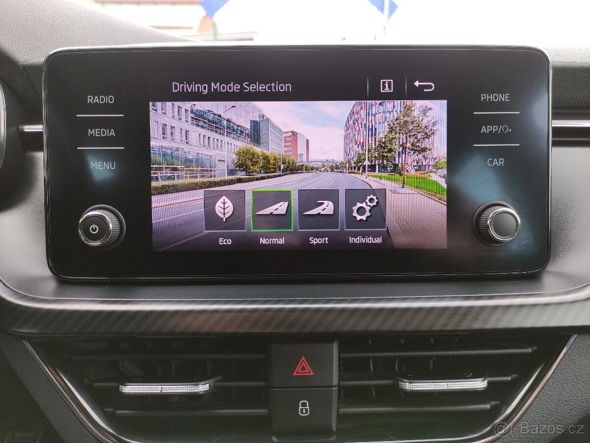 Škoda Scala TSi Monte Carlo FullLED VIRTUAL KAMERA - 15