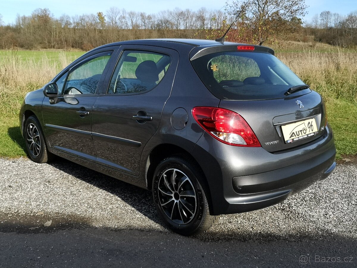 Peugeot 207 1,4 16V Premium - 15