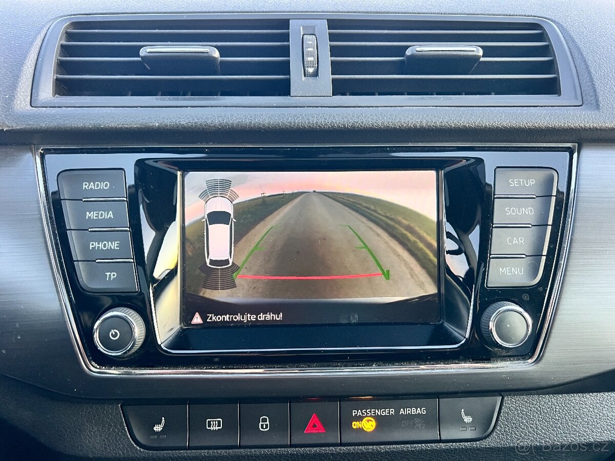 ► ŠKODA FABIA 1.2TSI 81KW 6RS PANORAMA-LED-KAMERA-TAŽNÉ - 15