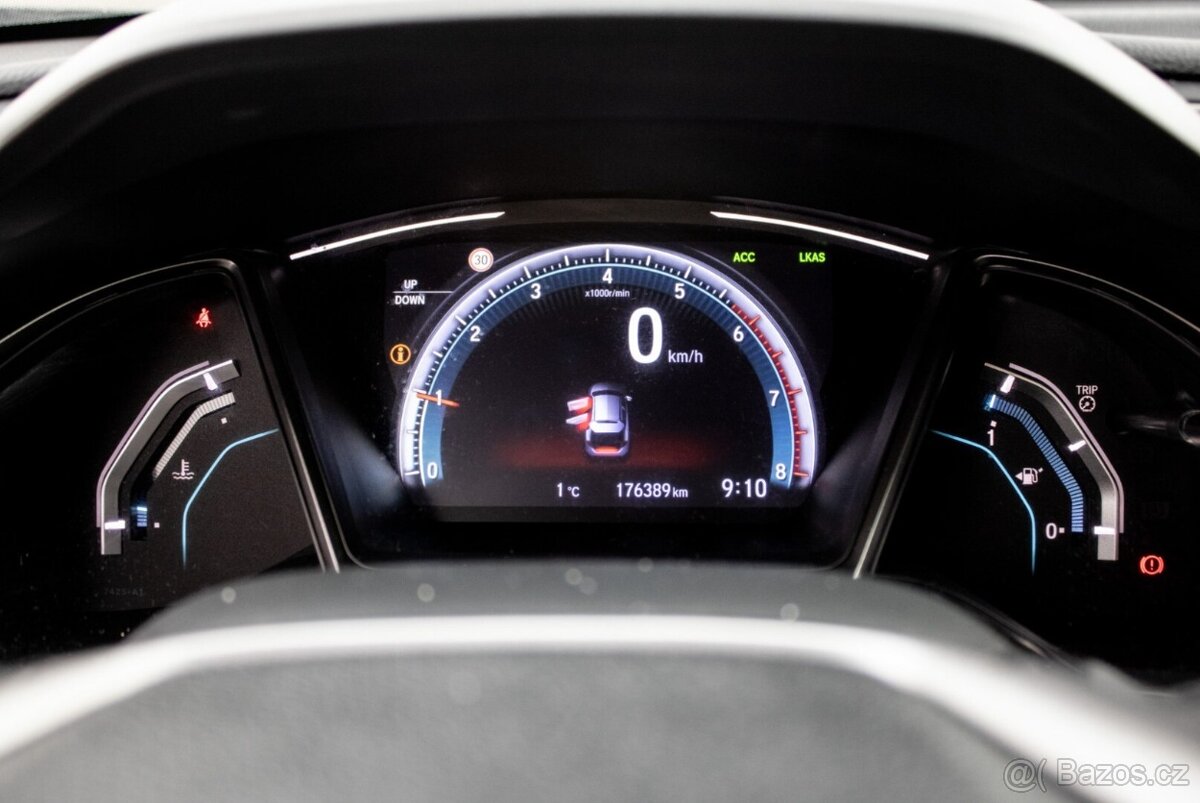 Honda Civic 1.0 DOHC VTEC Turbo Elegance - 15