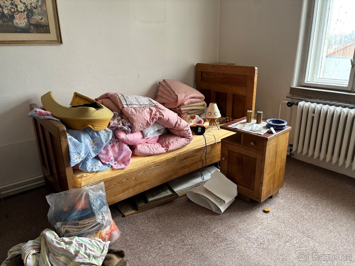Starožitný nábytek a podobně - 15