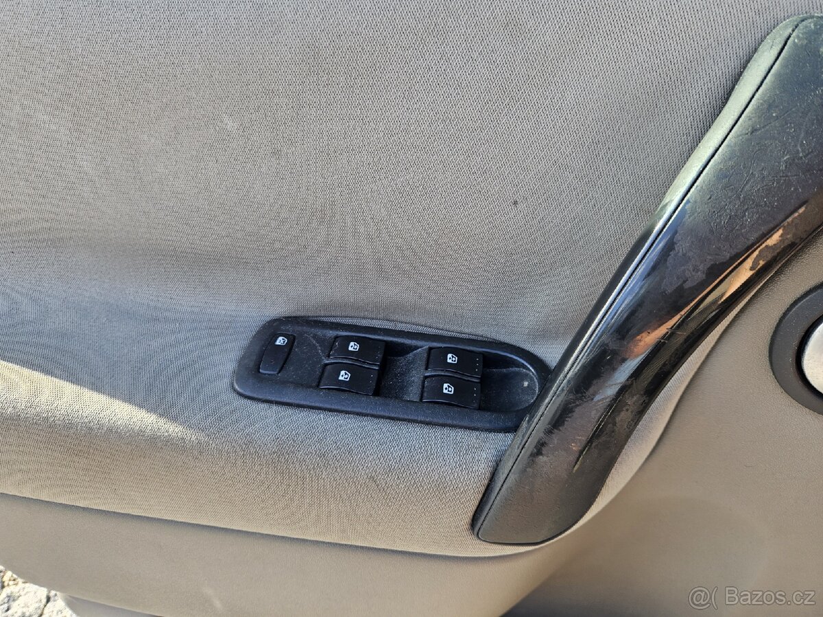 RENAULT GRAND SCENIC 7MÍST - 15