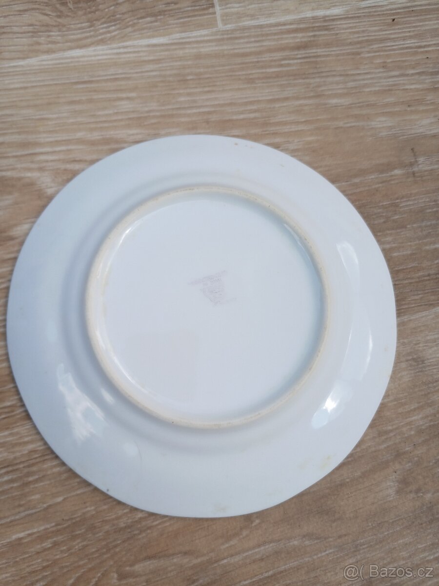 Prodám talíře, mísy atd. viz foto - 15