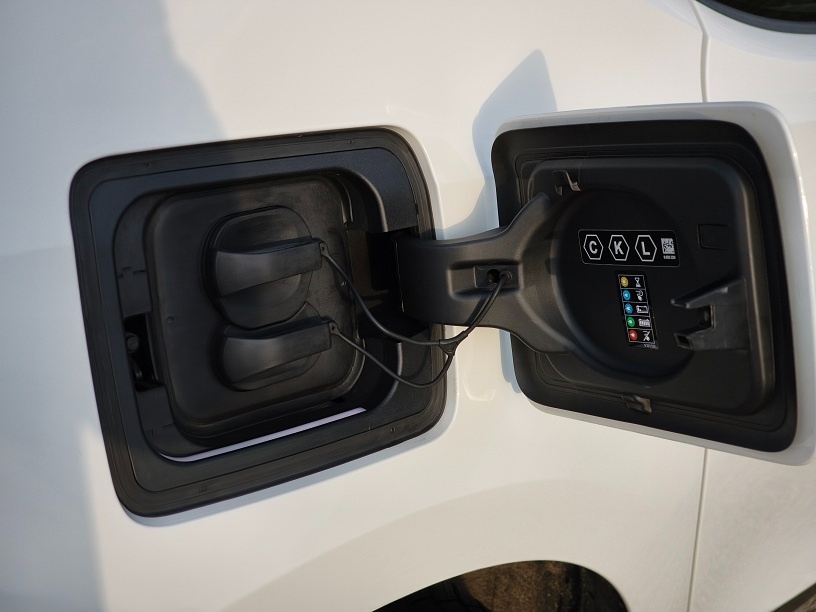 Prodám BMW I3 120 Ah – TOP NABÍDKA – BMW PREMIUM ZÁRUKA - 15