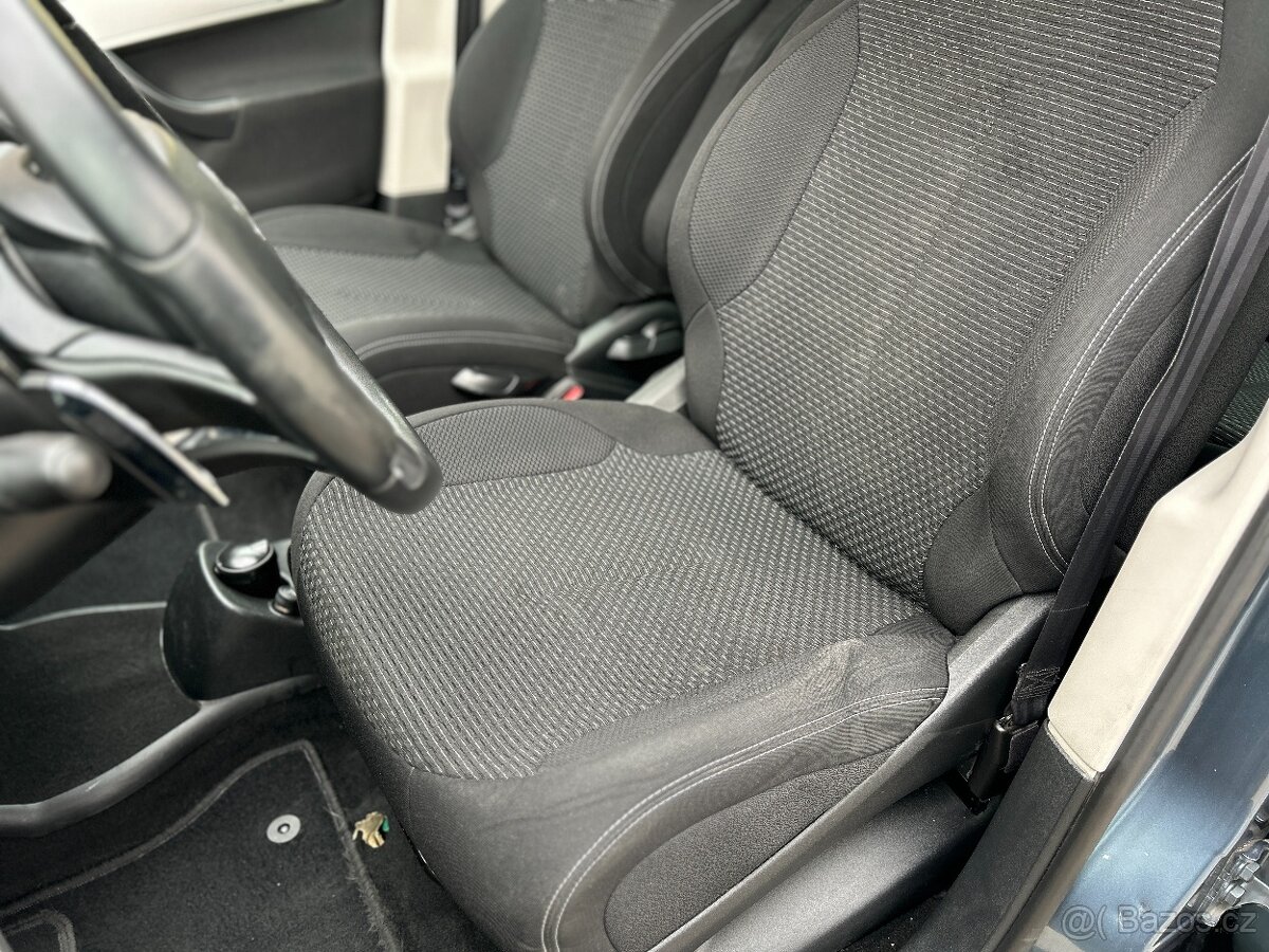 Citroën C4 Picasso, 1.6e-HDi automat 7 míst, tažné - 15