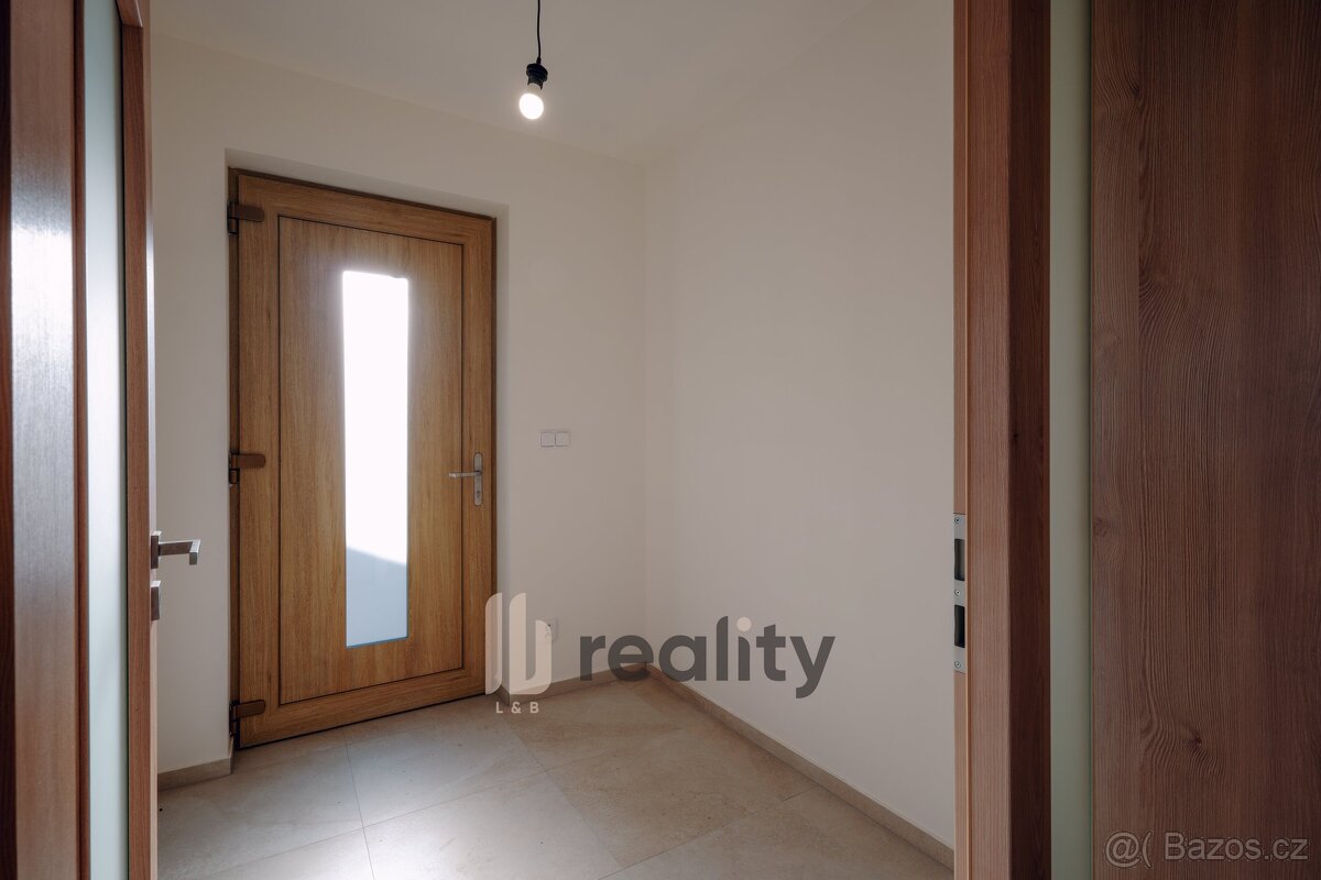 Prodej rodinného domu 141 m², pozemek 365 m², ev.č. 00033 - 15