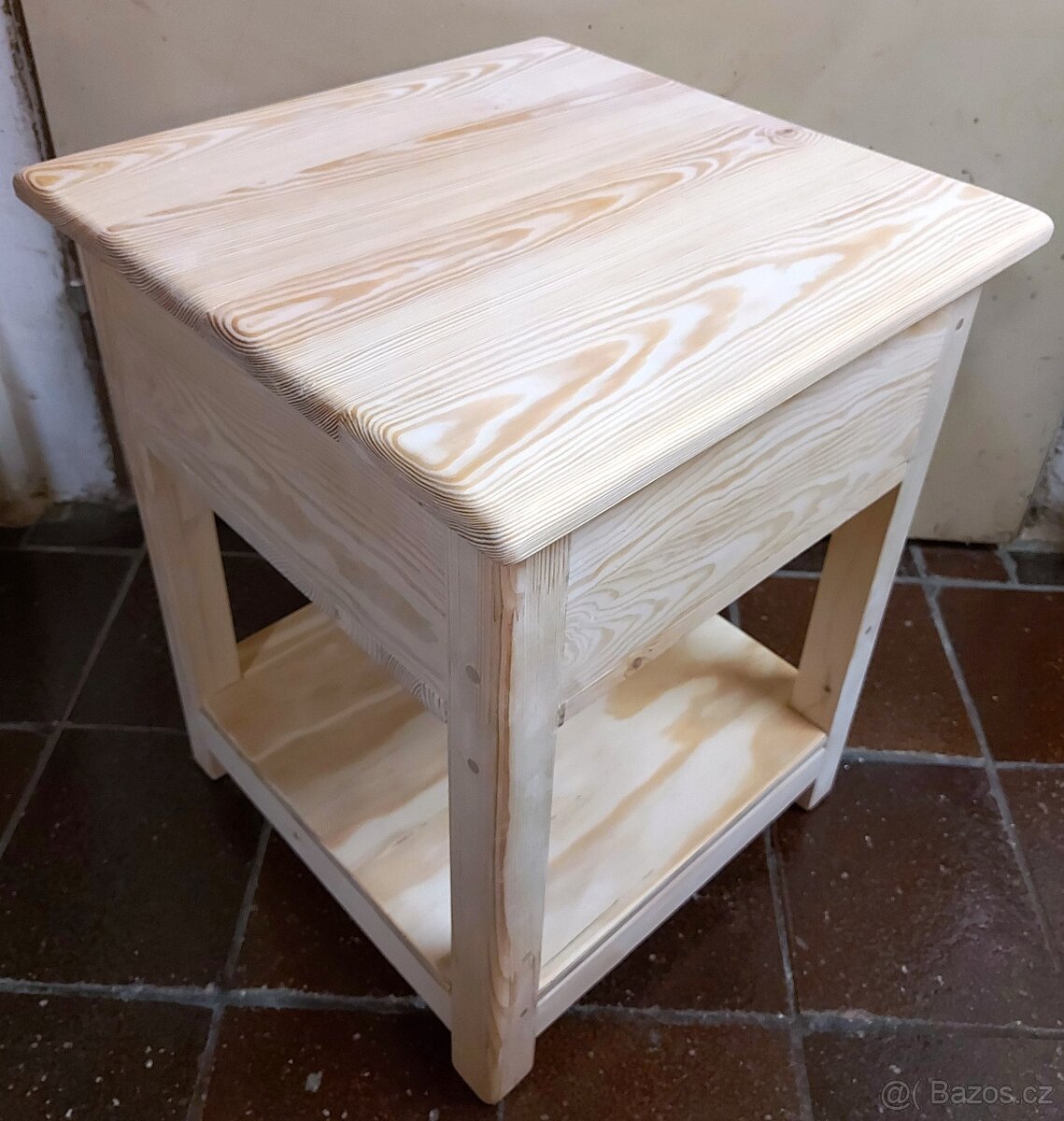 Stolička s úložným prostorem... - 15