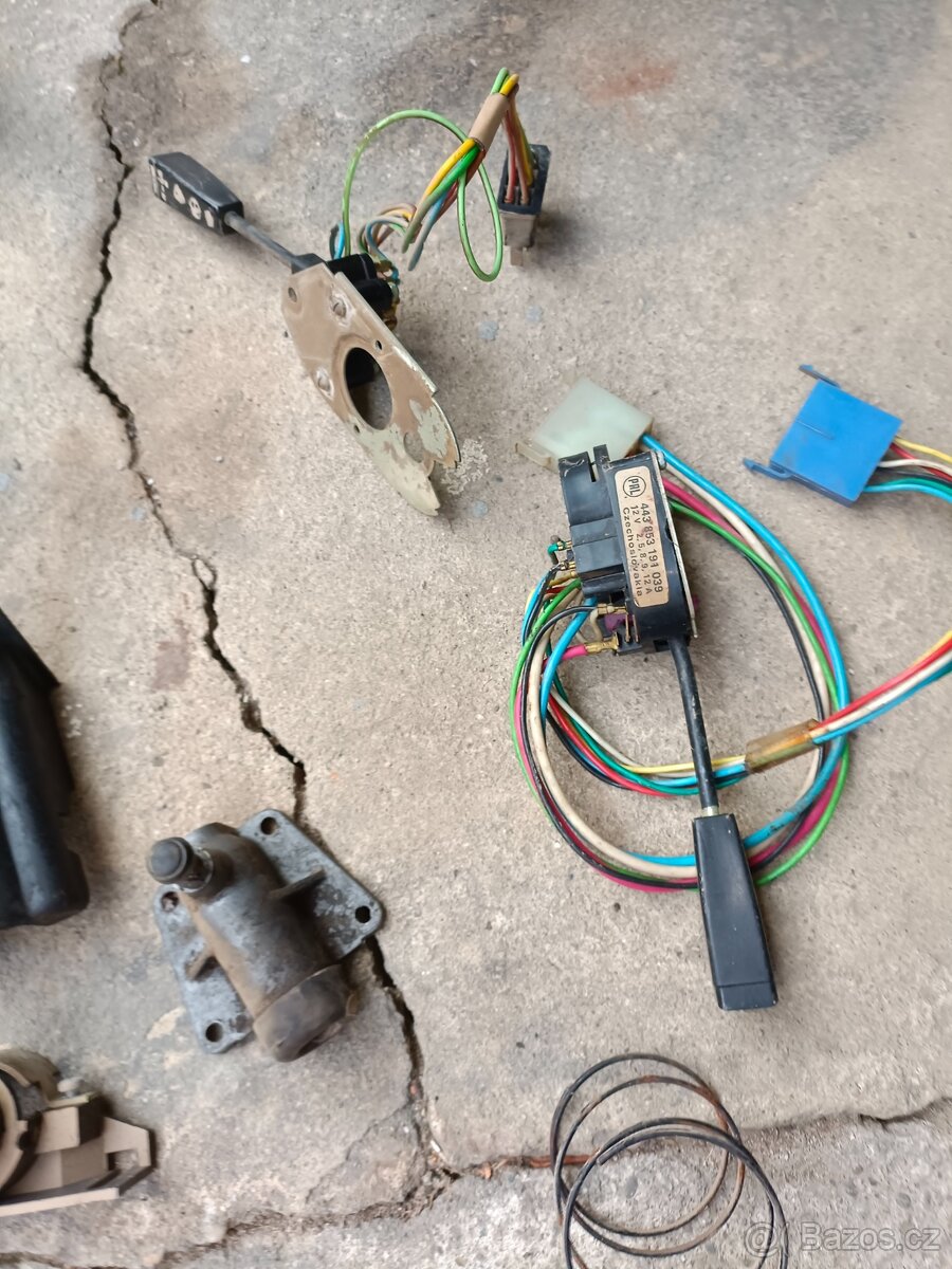 Díly na Škoda 105, 120 atd. - 15