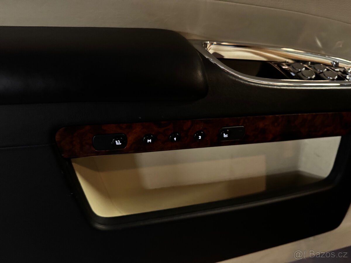 Rolls Royce Ghost plná výbava - 15