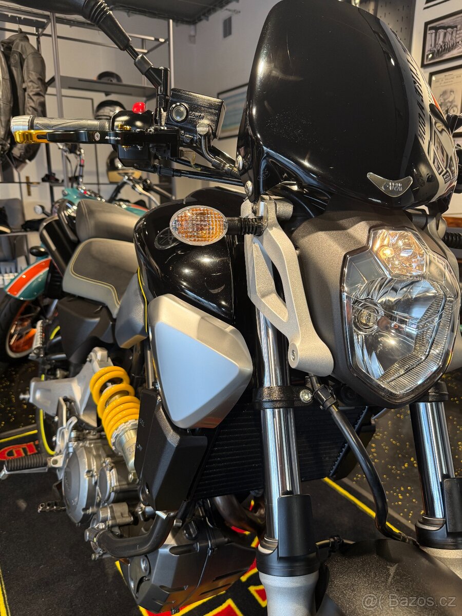 Yamaha MT-03 - 15