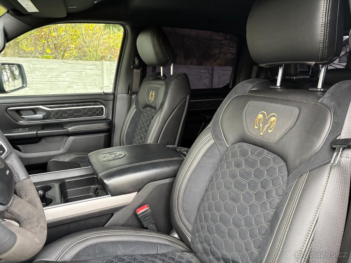 RAM 1500 5.7 hemi TRX body Kit - 15