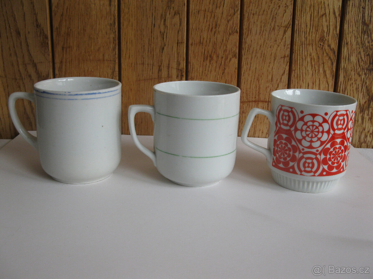 České,staré a retro hrníčky na chalupu - 15