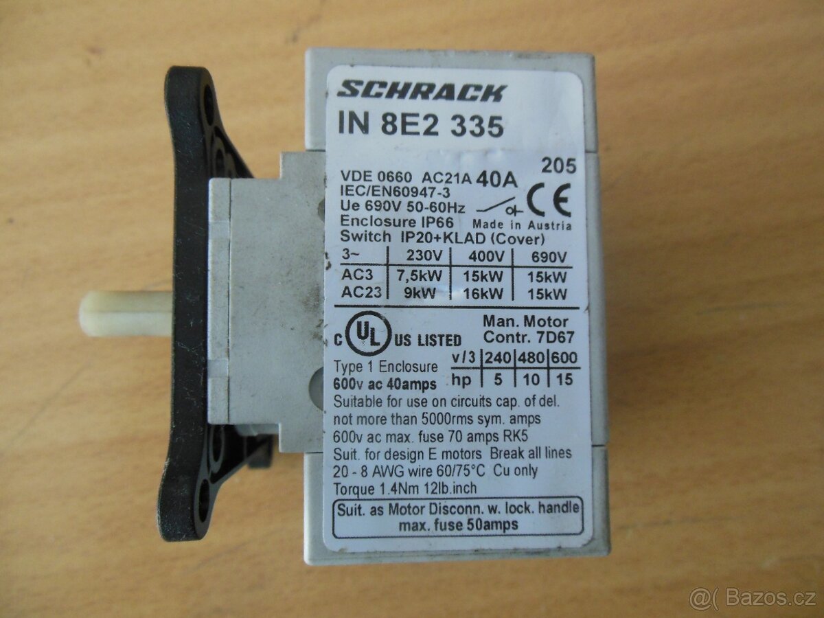 Vypínače CA 02 500G4 a IN8E1 337 - 15