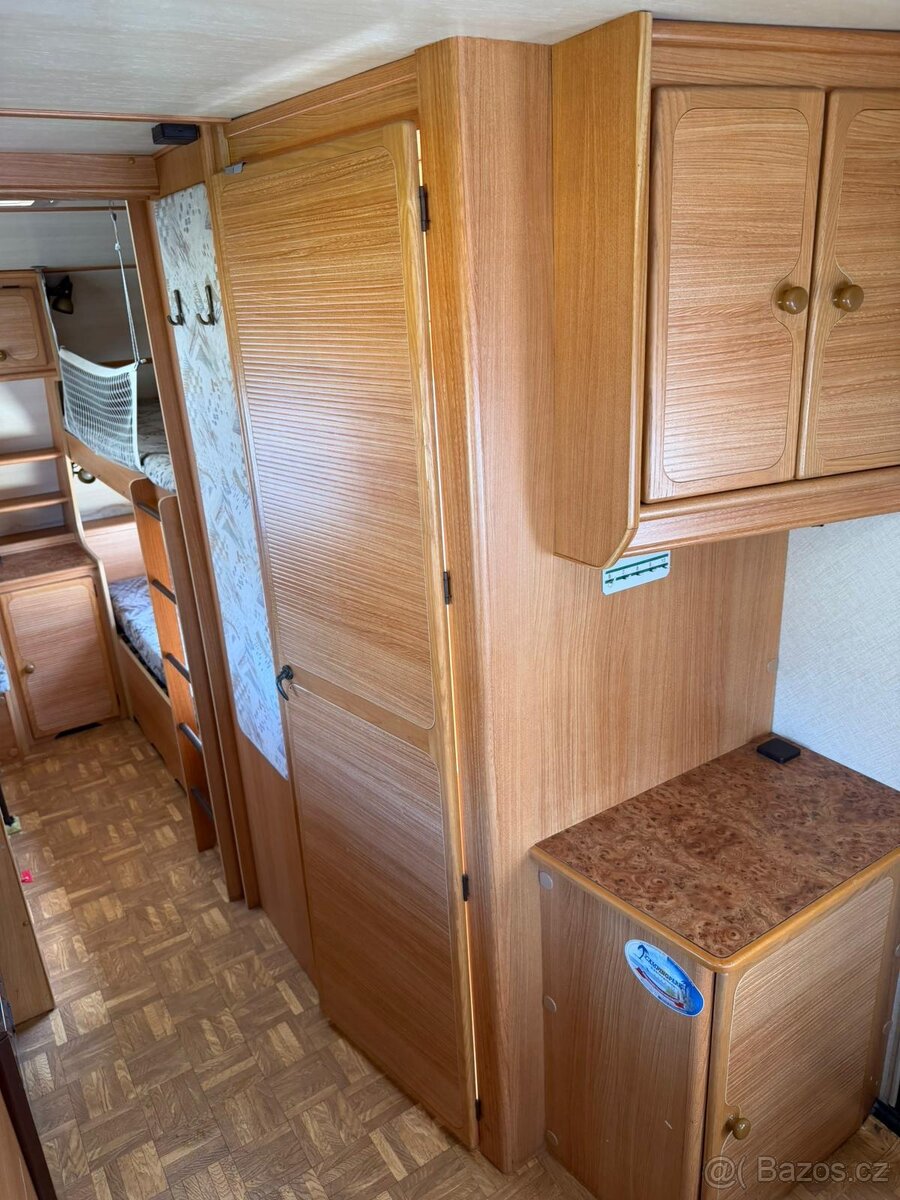 Karavan LMC - Palandy, Předstan, Mover - 15