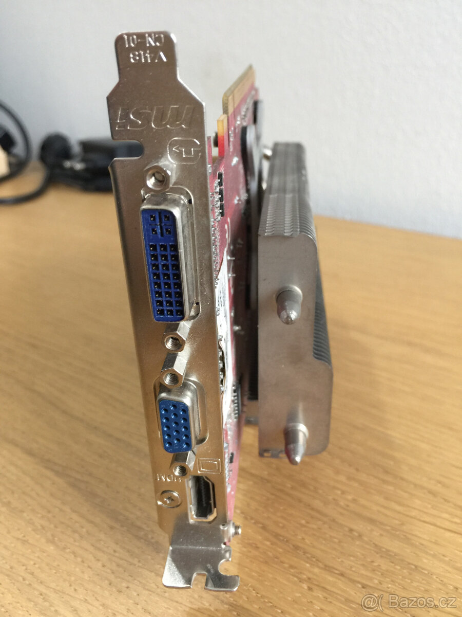 prodám sběratelský kousek grafika MSI N9500GT s pasivním chl - 15