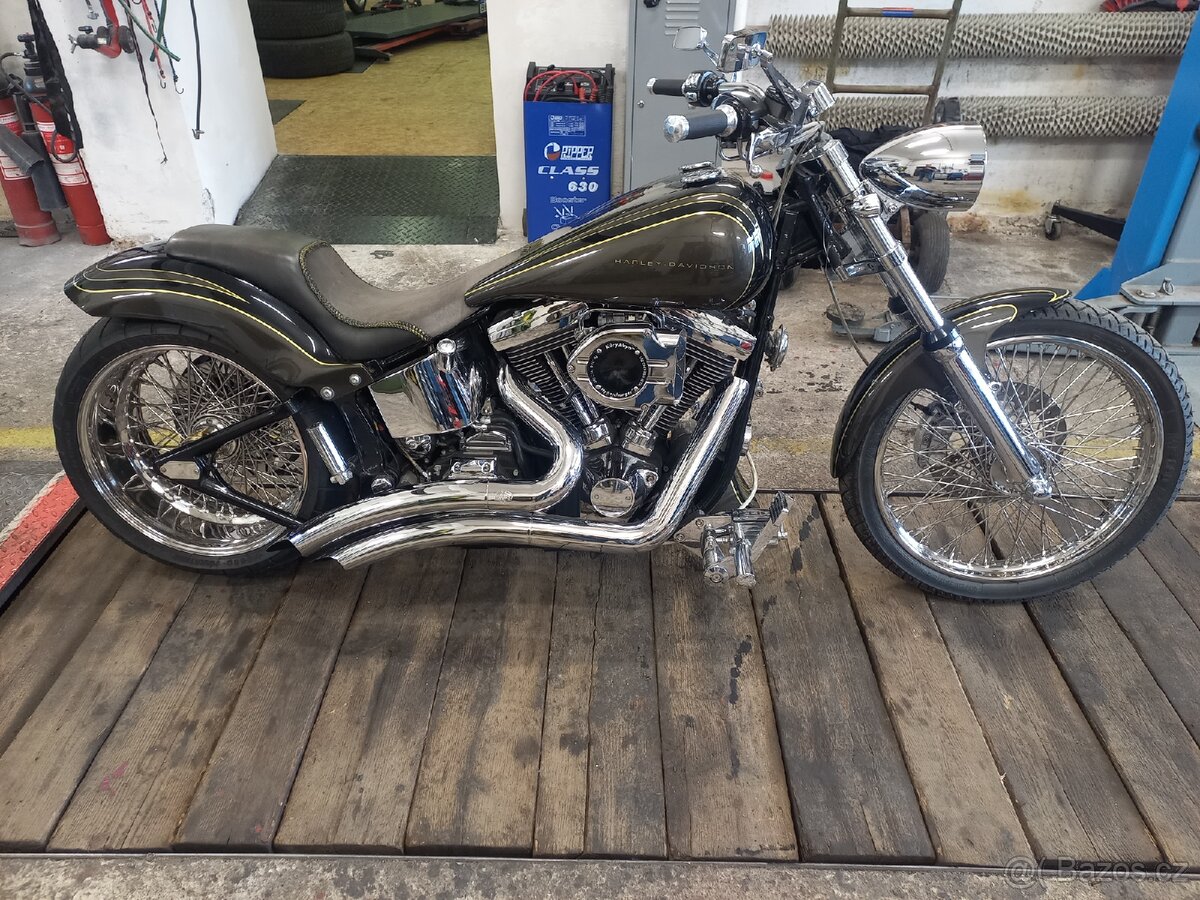 Harley Davidson stavba - 15